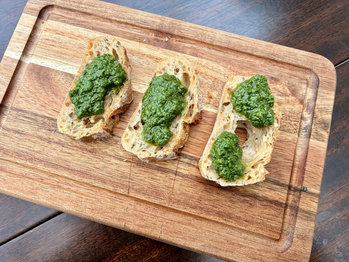 Parsley and lemon sauce