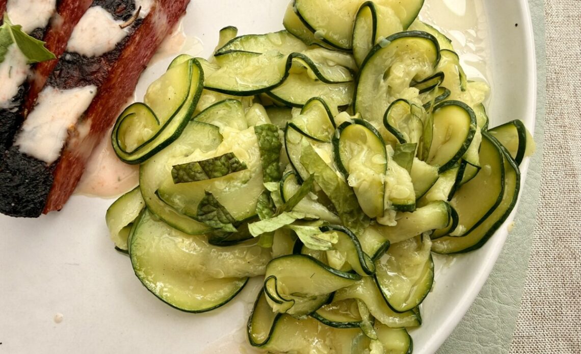 Poor man's zucchini (zucchine alla poverella)