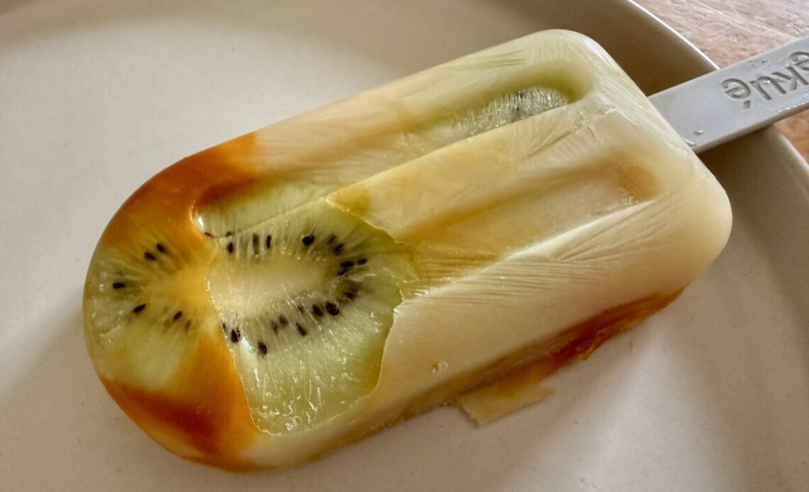 Kiwi and mango ice pop