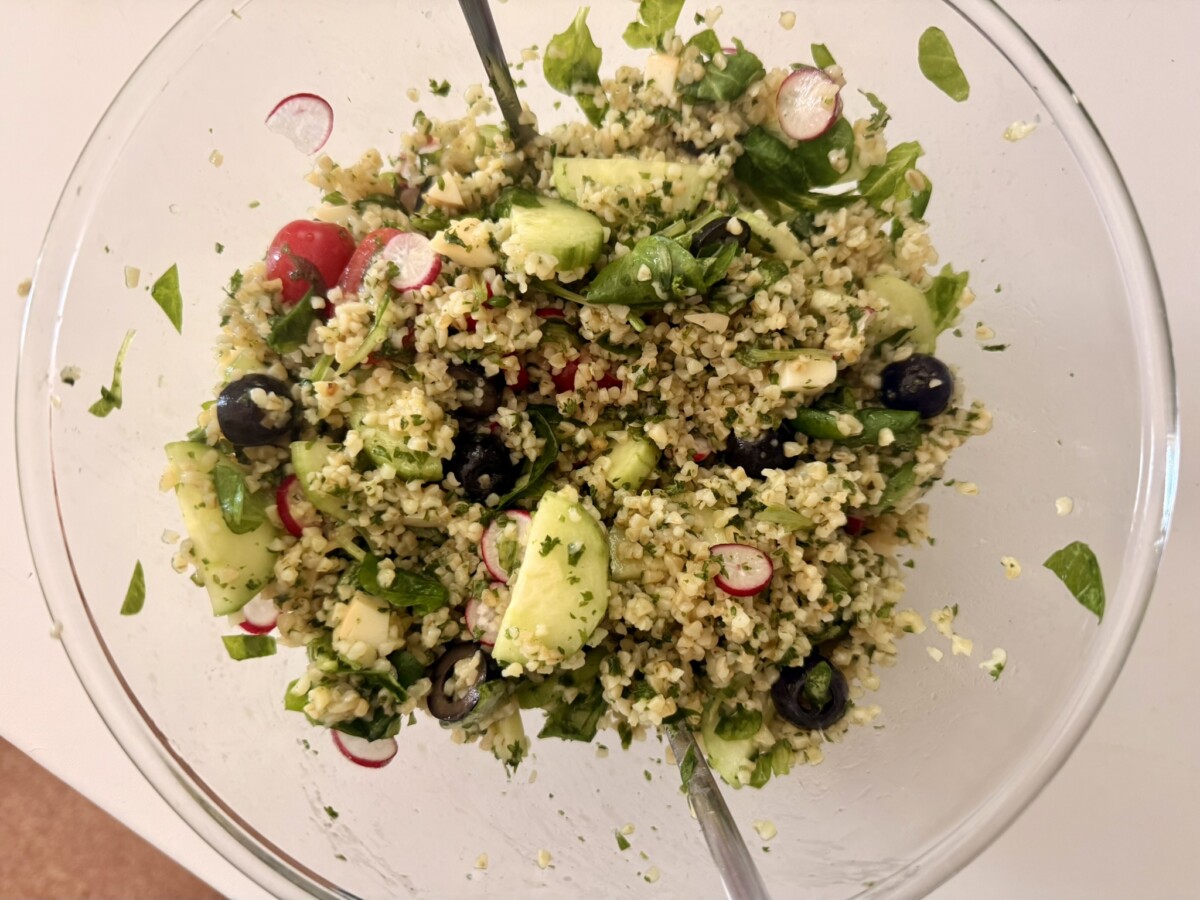 Bulgur green salad